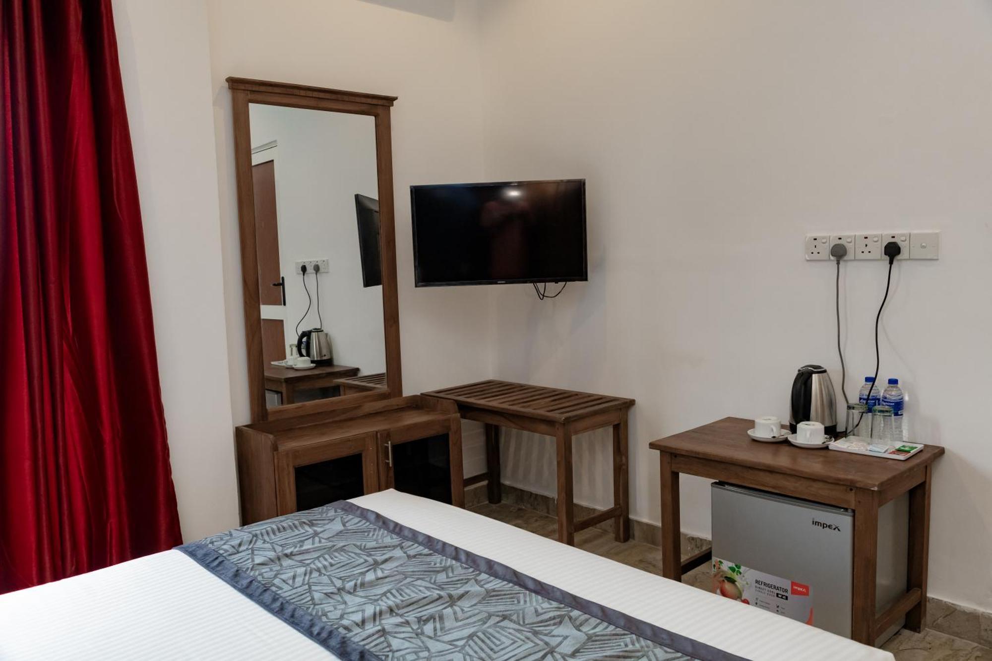 Pearl Island Inn Dżafna Zewnętrze zdjęcie